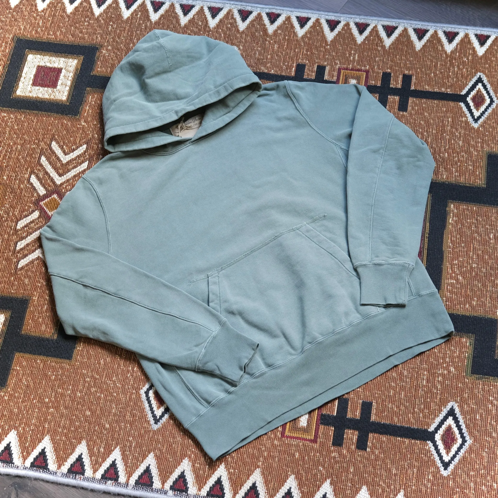 REMI RELIEF Simple Hoodie with Special Finish