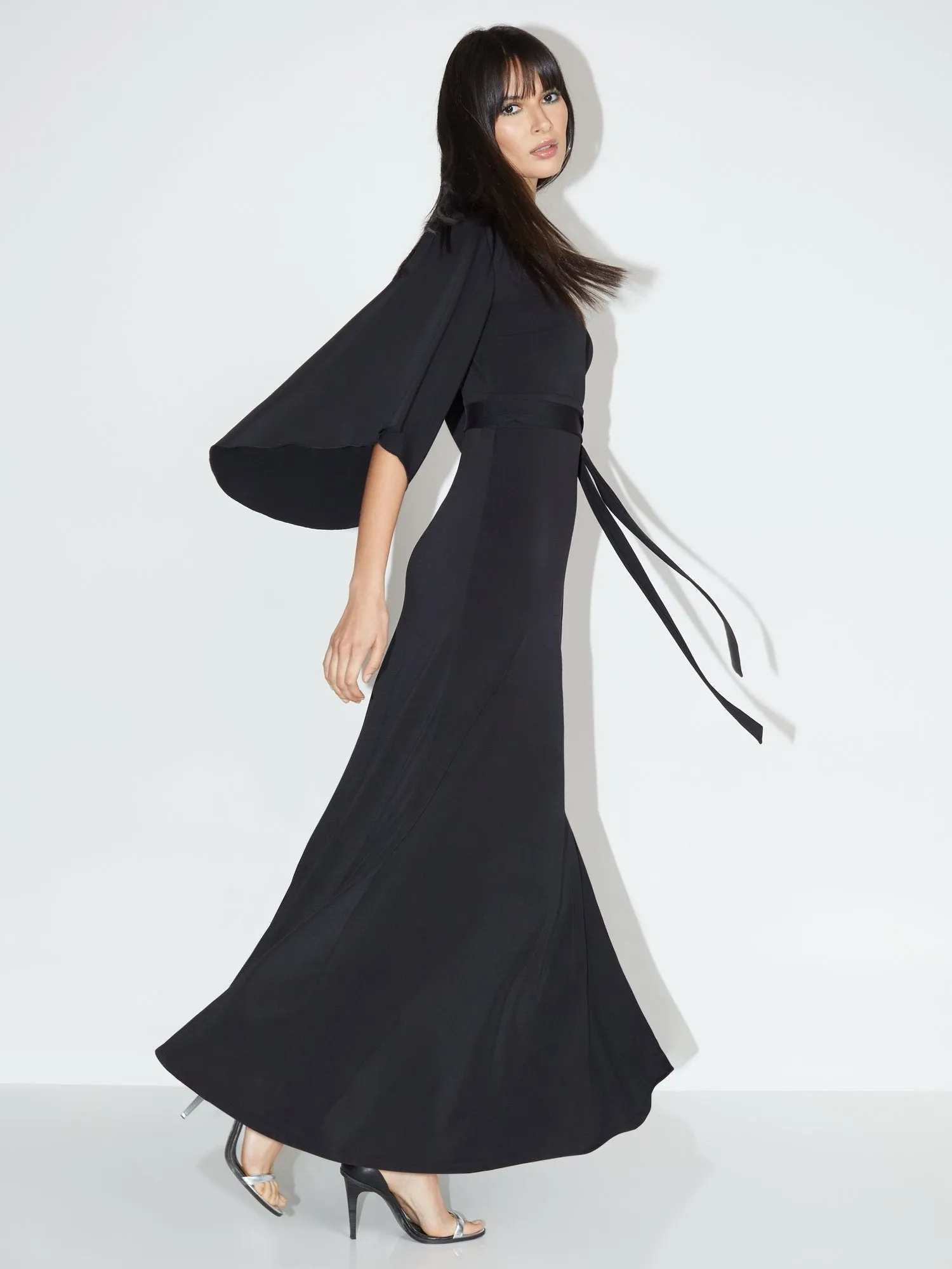 V-Neck Bell-Sleeve Kimono Maxi Dress - NY&C Style System