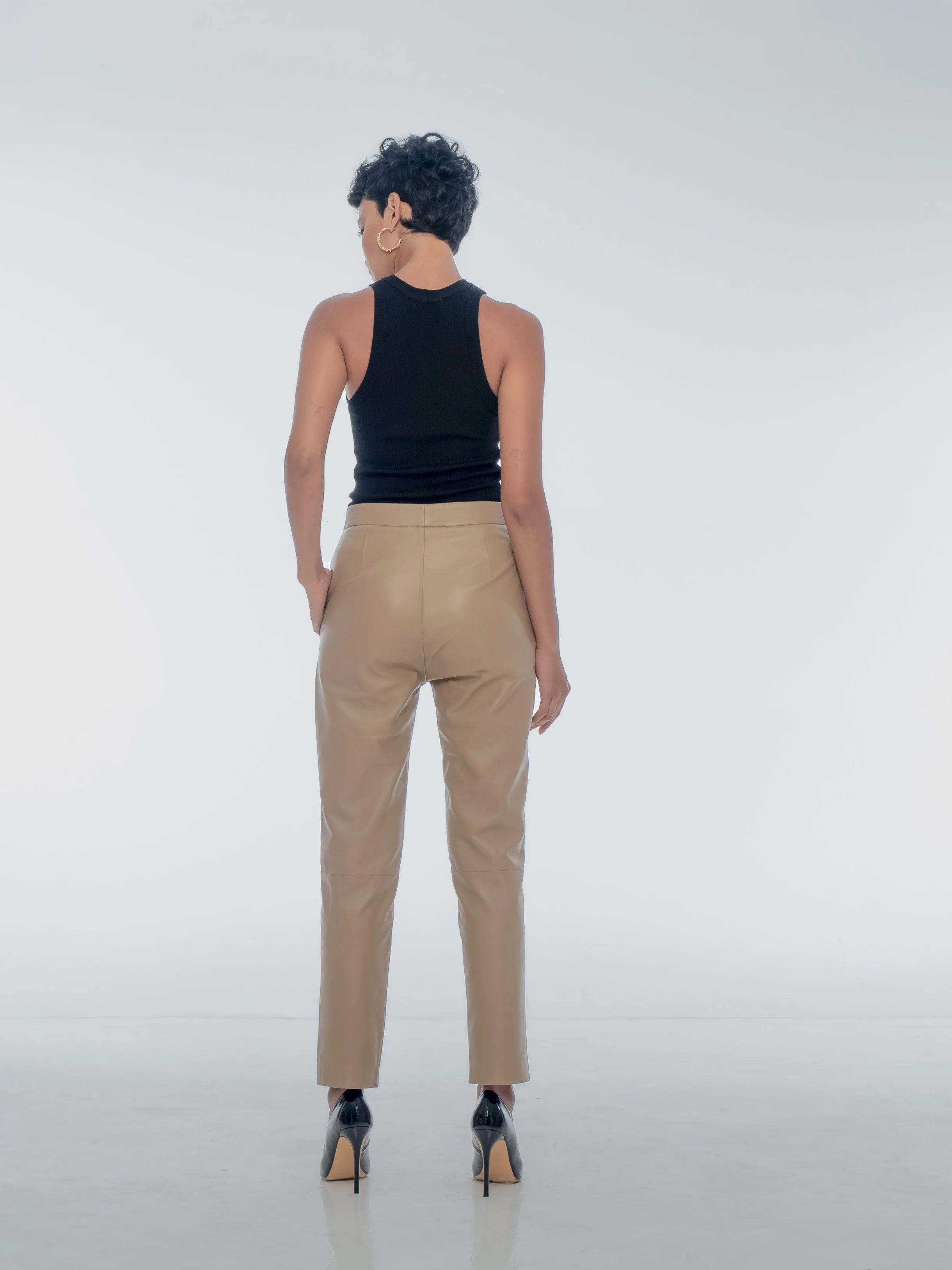 VICTORIA SLIM LEATHER PANT - SESAME